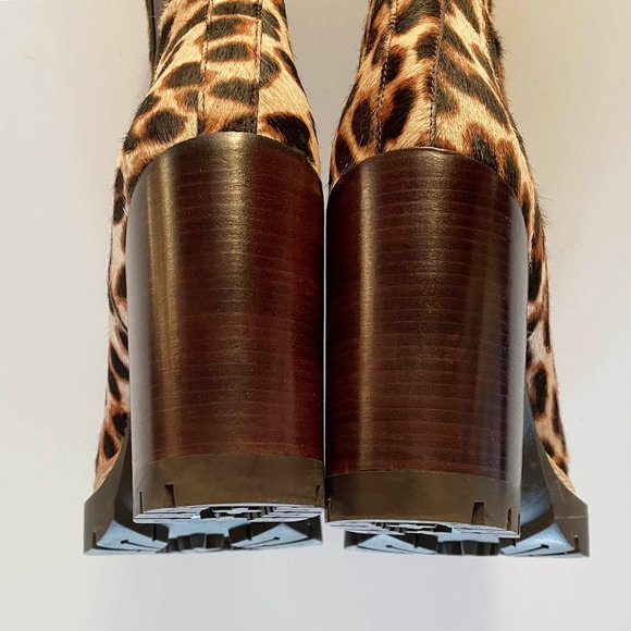 Tory Burch Miller Lug Booties leopard 5.5 - Picture 9 of 10